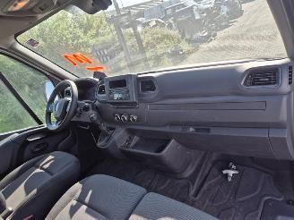 Renault Master 2.3 dCi picture 5
