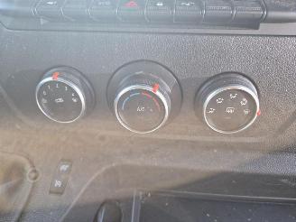 Renault Master 2.3 dCi picture 6