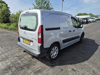 Vrakbiler bedrijf Peugeot Partner 1.6 HDi 2012/10