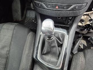 Peugeot 308 SW 1.6 HDi picture 7