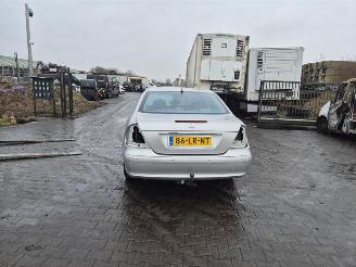Uttjänta bilar auto Mercedes E-klasse 240E 2003/1