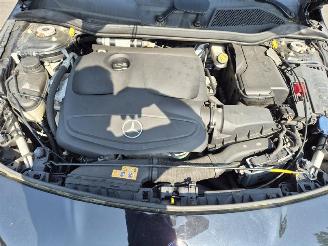 Mercedes Cla-klasse 200 picture 8