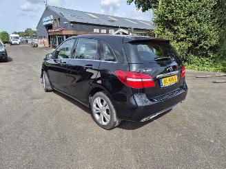 Mercedes B-klasse 180 picture 2