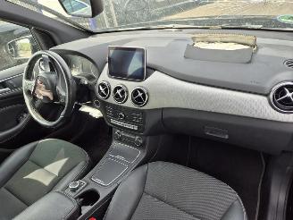 Mercedes B-klasse 180 picture 8