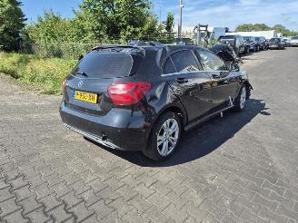 Vaurioauto  passenger cars Mercedes A-klasse 180 2016/4