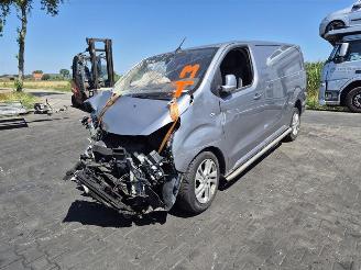 Opel Vivaro 2.0 CDTi picture 3