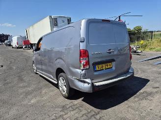 Opel Vivaro 2.0 CDTi picture 2