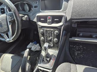Volvo V-40 T2 picture 6