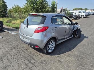 Démontage voiture Mazda 2 1.5 16v 2009/7