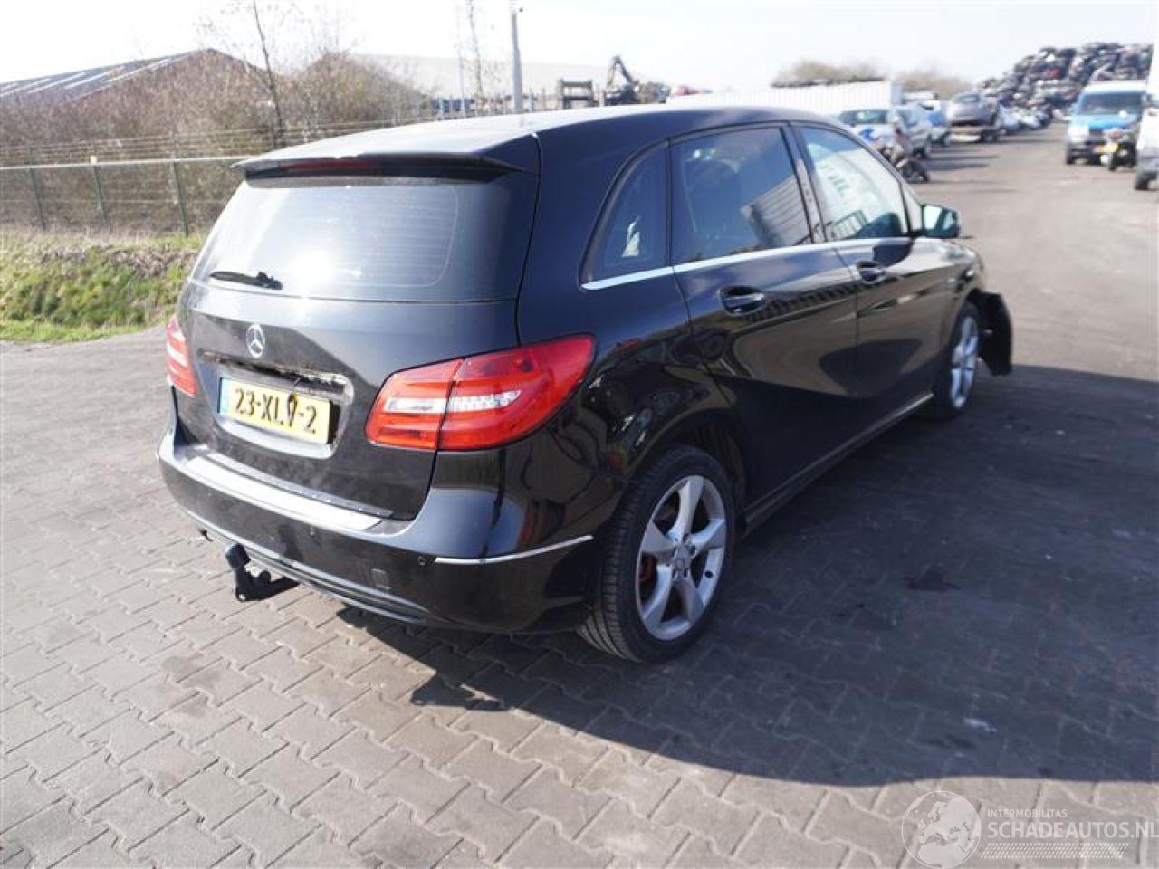 Mercedes B-klasse 180