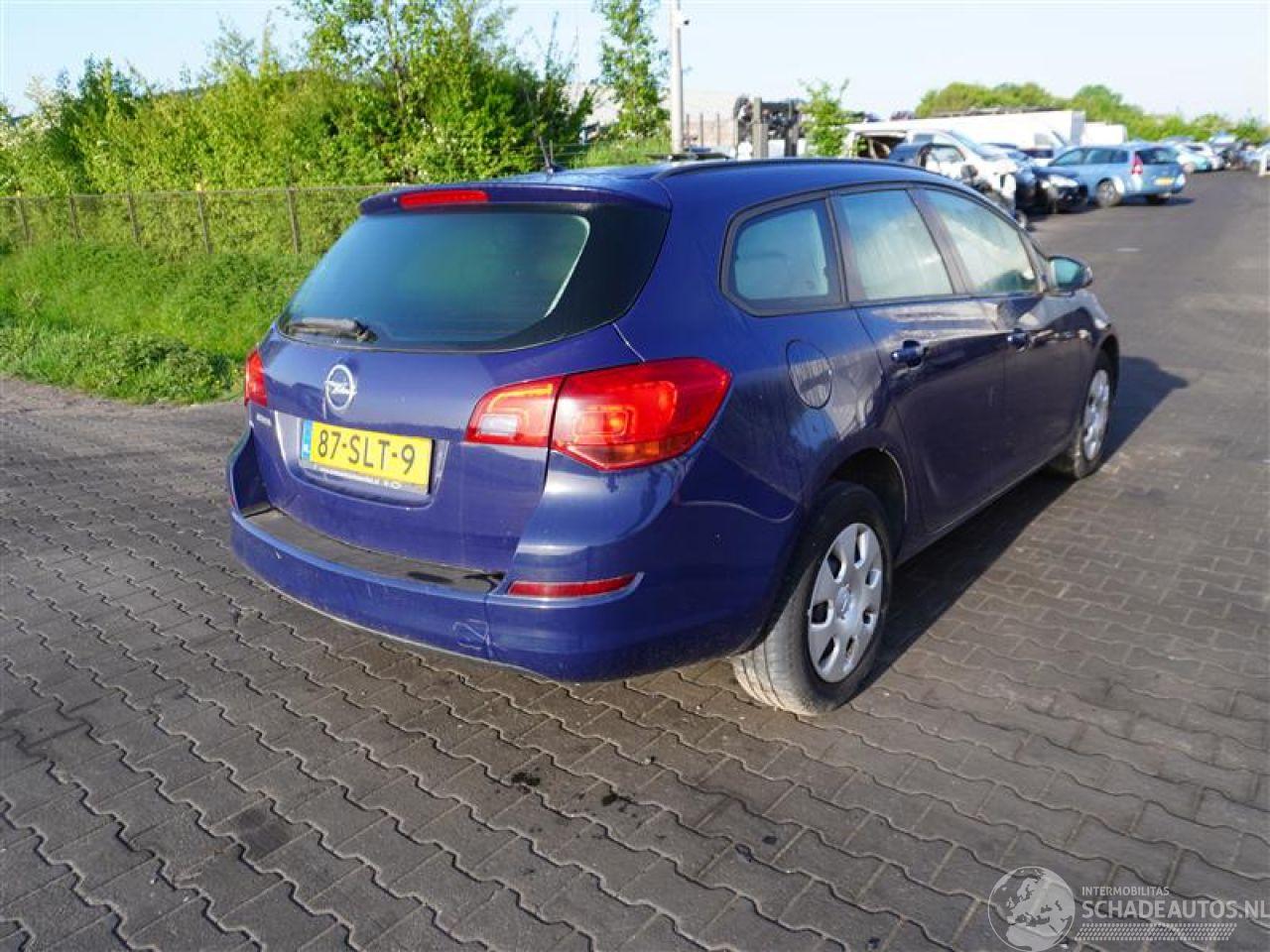 Opel Astra SPORTS TOURER 1.4 16v