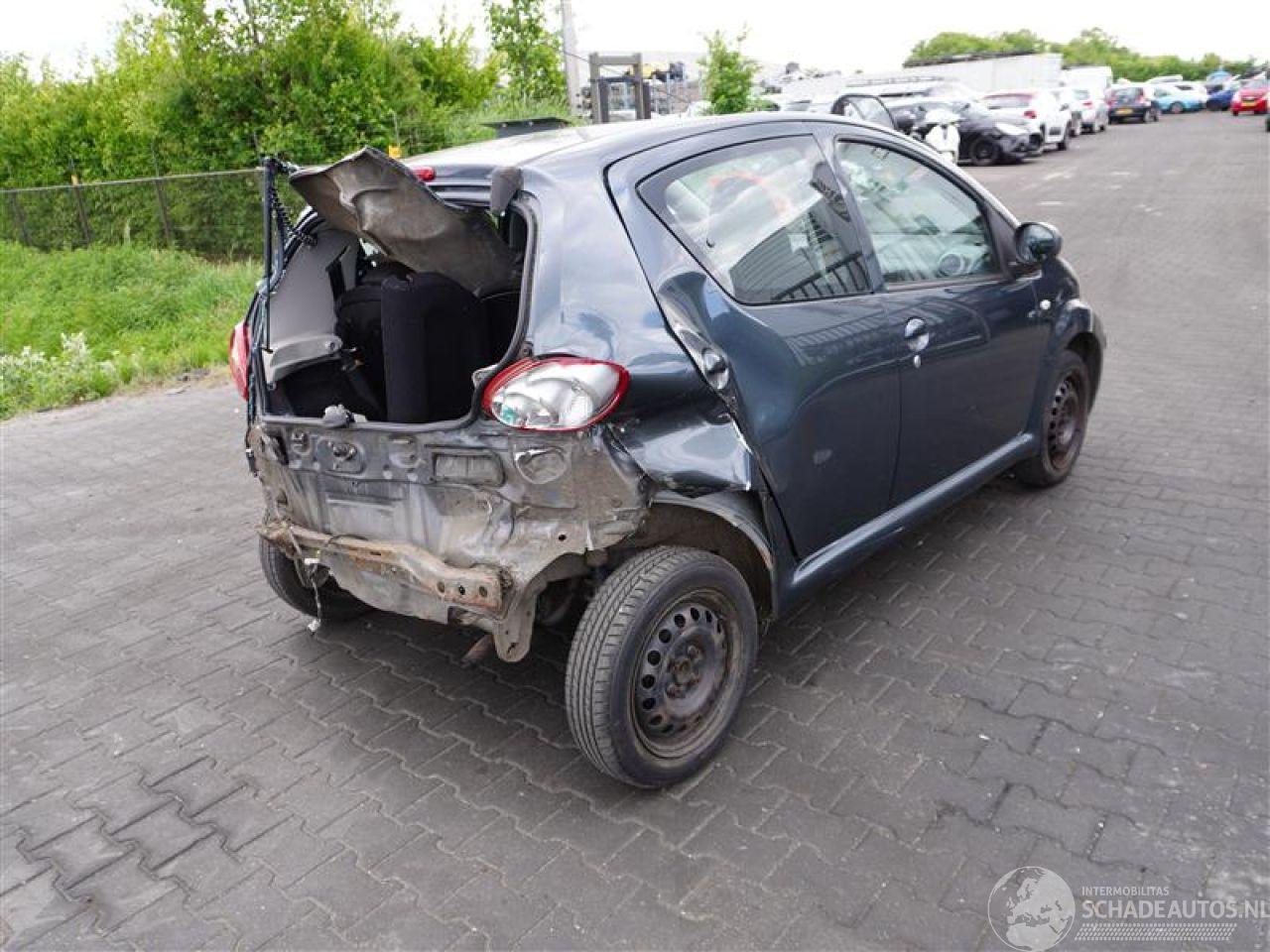 Toyota Aygo 1.0 12v