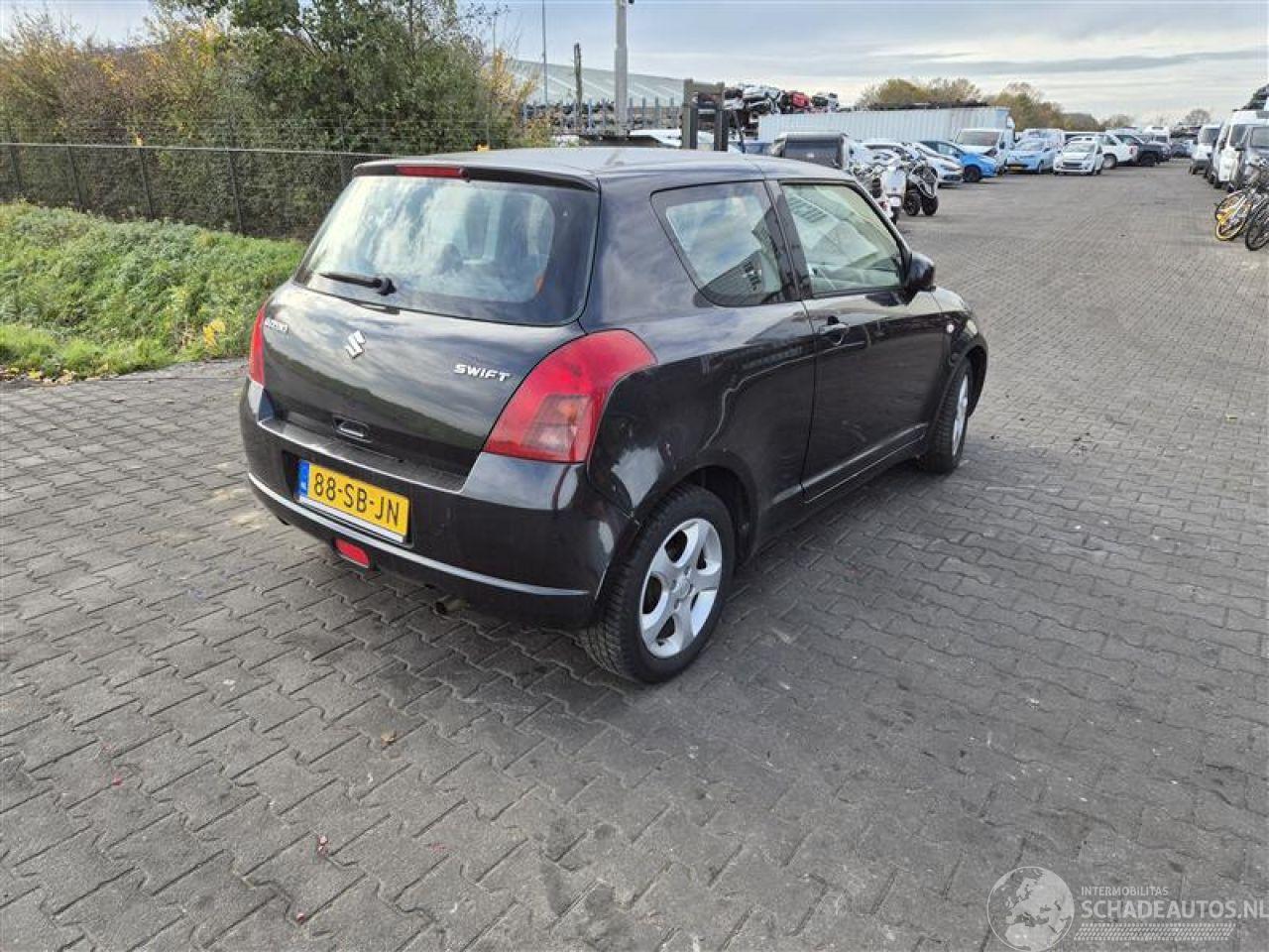 Suzuki Swift 1.3