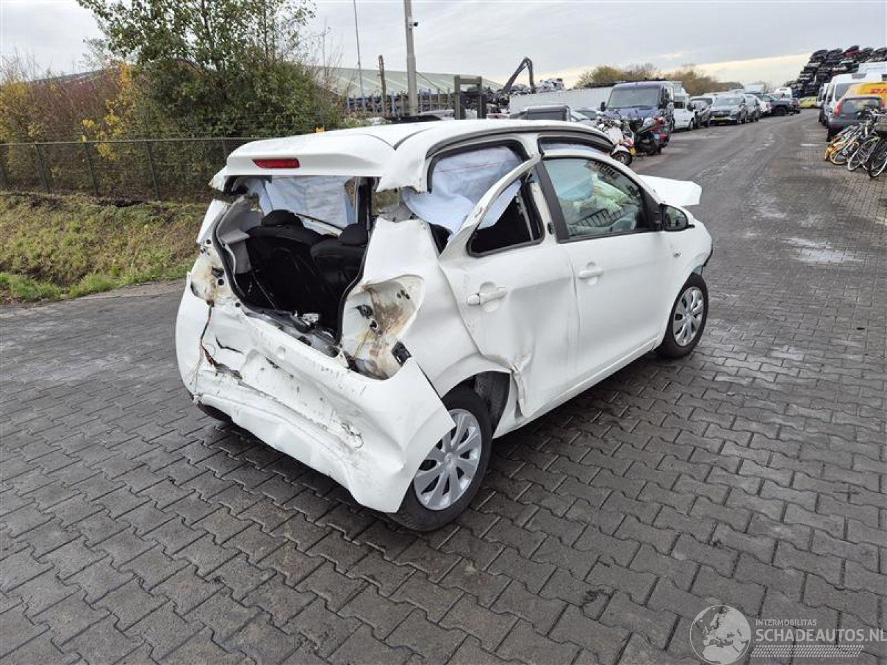 Peugeot 108 1.0 12v