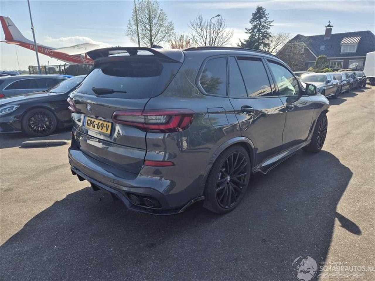 BMW X5 xDrive45e
