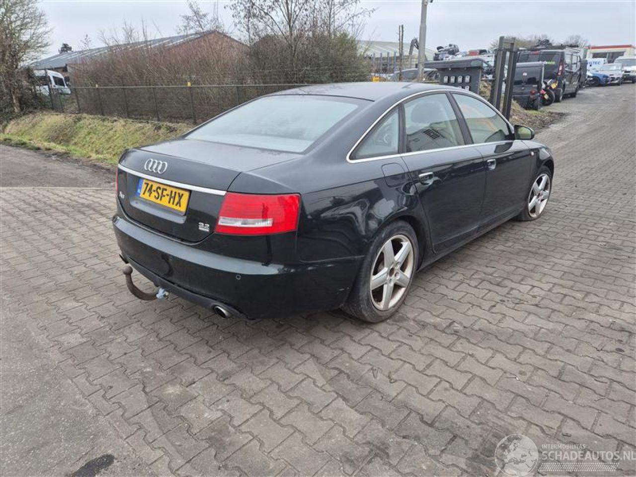 Audi A6 3.2 V6 Quattro