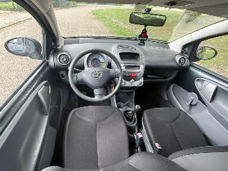 Toyota Aygo 50 kW (68 PK)   998 cc. picture 10