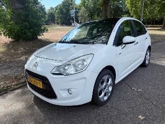 krockskadad bil auto Citroën C3 88 kW (120 PK)  1598 cc. 2010/5