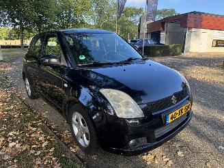 Suzuki Swift  picture 7