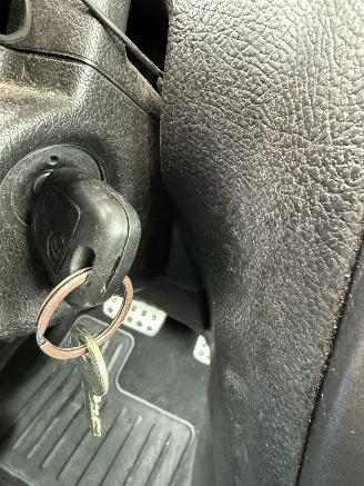 Peugeot 206  picture 12