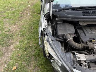Opel Zafira TOURER picture 19
