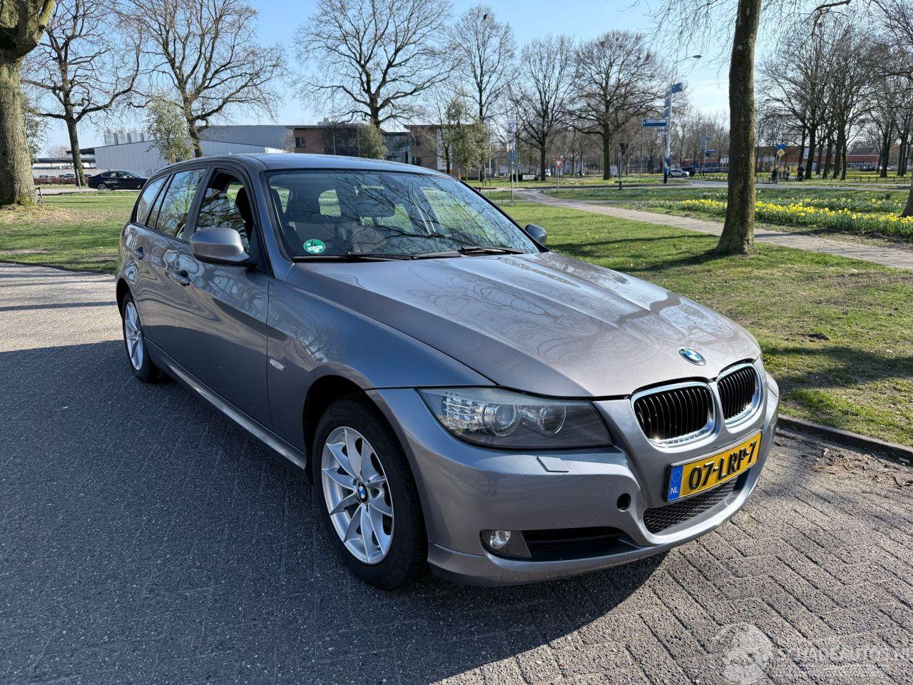 BMW 3-serie 105 kW (143 PK)  1995 cc.