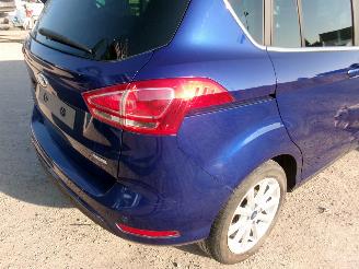 Ford B-Max 1.0 Titanium picture 16