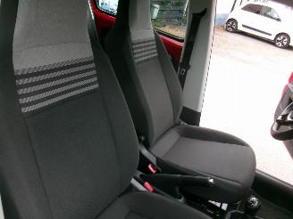 Volkswagen Up! 1.0 Move Up 5DRS picture 15