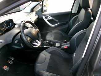 Peugeot 2008 1.2 Crossway picture 28