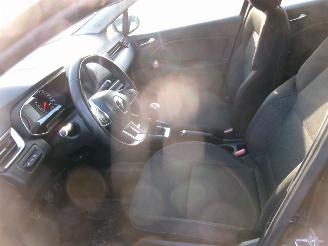 Renault Clio 1.0 Zen 5 Drs- HB picture 20