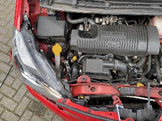 Toyota Yaris 1.5 Hybrid 5drs VASTE PRIJS. picture 9