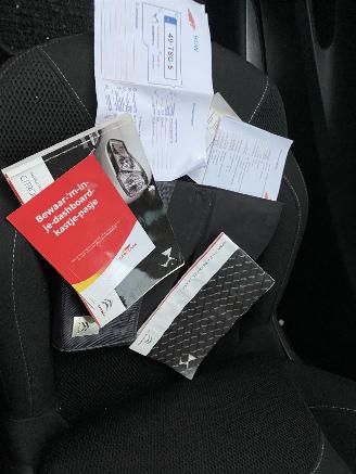 Citroën DS3 e-HDI 1.6 So Chic picture 49