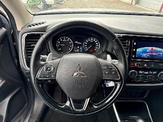 Mitsubishi Outlander 2.0 16V 4x2 SUV  Benzine 1.998cc 110kW (150pk) picture 22