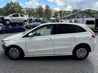 Mercedes B-klasse B (W247), Hatchback, 2018 / 2025 2.0 B-200d picture 6