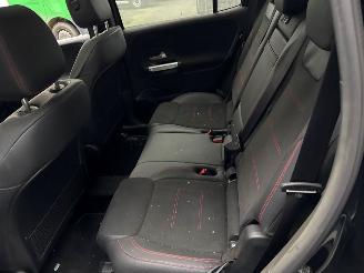 Mercedes GLB 1.3 GLB-200 Turbo 16V SUV  Benzine 1.332cc 120kW (163pk) picture 13