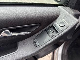 Mercedes A-klasse 1.5 A-150 3-Drs. Hatchback 2Dr Benzine 1.498cc 70kW (95pk) FWD picture 13