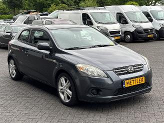 Kia Cee d 1.4 CVVT 16V Hatchback 2Dr Benzine 1.396cc 66kW (90pk) FWD picture 7