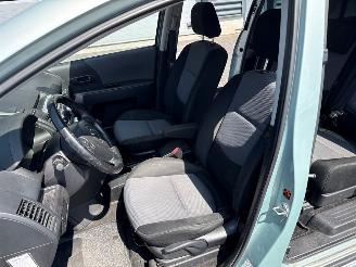 Mazda 5 7 PERSOONS 1.8i 16V MPV  Benzine 1.798cc 85kW (116pk) FWD picture 13