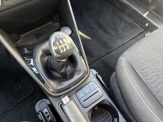 Ford Fiesta 1.1 Ti-VCT 12V 85 Hatchback  Benzine 1.084cc 63kW (86pk) FWD picture 18