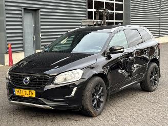 Coche accidentado Volvo Xc-60 2.0 T5 16V SUV  Benzine 1.969cc 180kW (245pk) FWD 2017/2