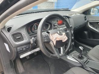 Volvo V-40 Cross Country 2.0 T3 Nordic+ picture 15