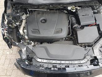 Volvo V-40 Cross Country 2.0 T3 Nordic+ picture 12