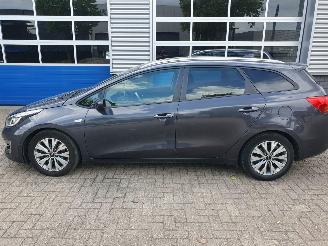 Kia Ceed 1.0 T-GDi Design Edition Sportwagon picture 2