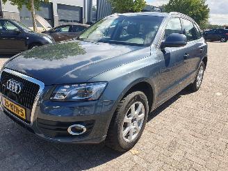 Damaged car Audi Q5 3.2 FSI quattro Pro Line 2010/11