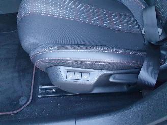 Peugeot 308 1.2 PureTech GT-line picture 15