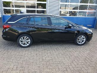 Opel Astra SPORTS TOURER+ 1.6 CDTI Innovation picture 6