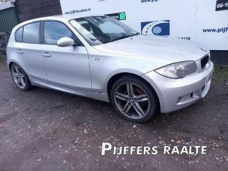 Vrakbiler auto BMW 1-serie 1 serie (E87/87N), Hatchback 5-drs, 2003 / 2012 118d 16V 2007/0