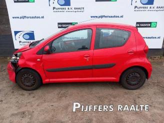 Toyota Aygo Aygo (B10), Hatchback, 2005 / 2014 1.0 12V VVT-i picture 17