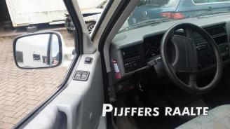 Volkswagen Transporter Transporter/Caravelle T4, Bus, 1990 / 2003 2.4 D picture 7