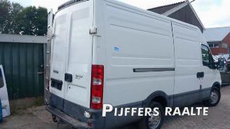Iveco Daily New Daily IV, Van, 2006 / 2011 35C13V, C13V/P, S13V, S13V/P picture 10